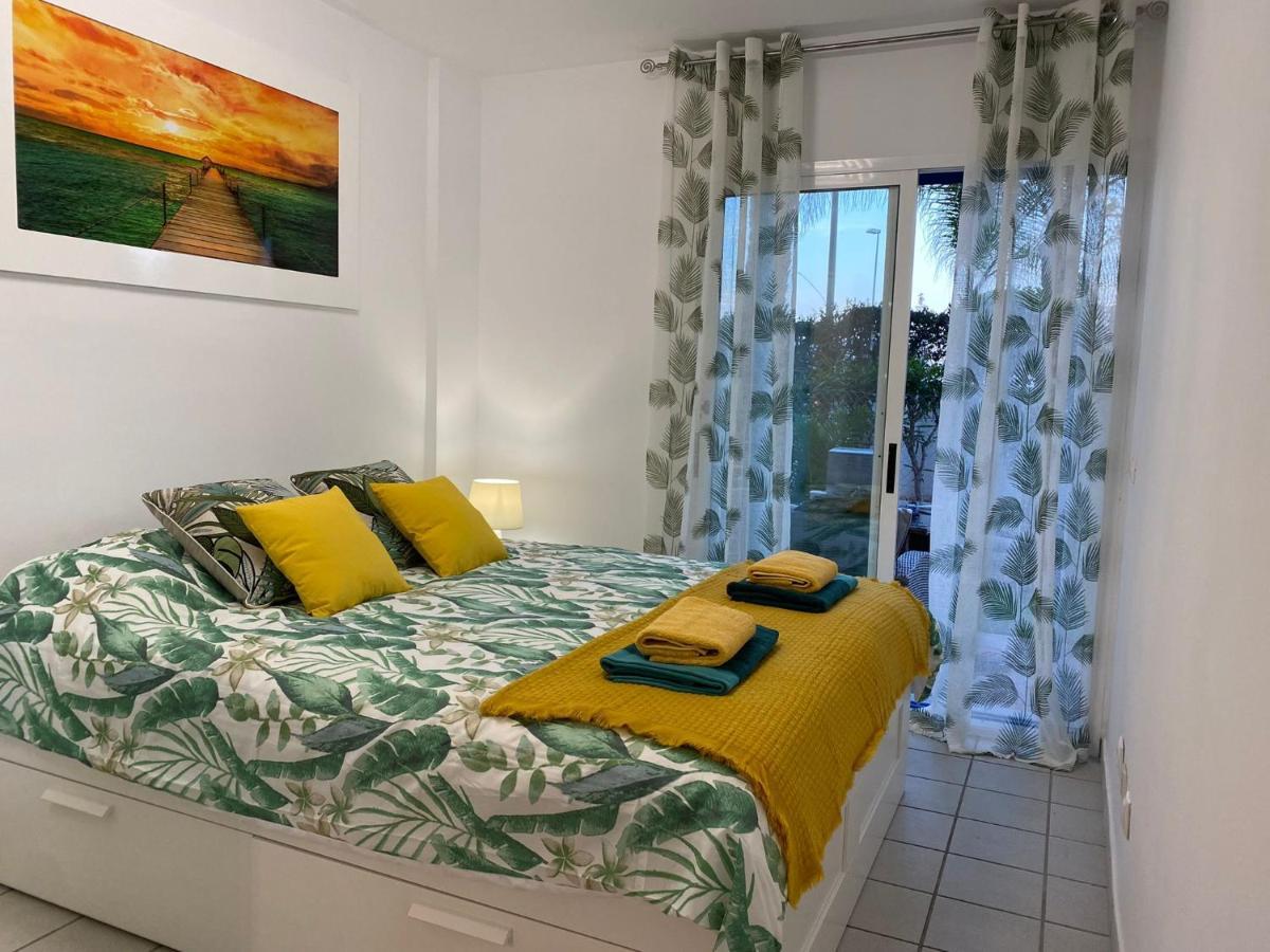 Apartment Palmas De Coco Playa Flamenca Kültér fotó